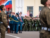 Киров отметил День Победы парадом войск