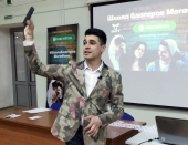 Селфачок, лайфхак, видос: кировские студенты изучают язык видеоблогинга