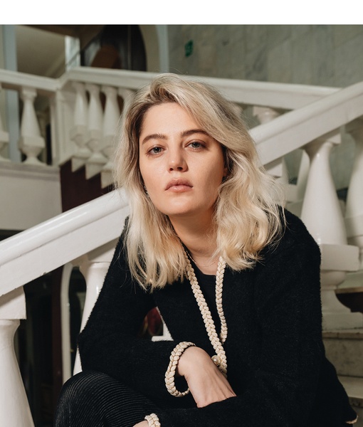 Её судили как шпионку — история Маты Хари на сцене Драмы