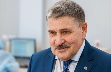 Ильяс Нуриев: «В Кирове мы помогли появиться на свет 1119 детям. Это 45 детсадовских групп!»